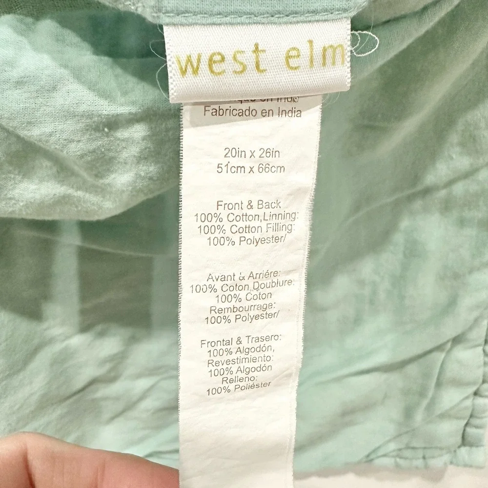 WEST ELM Nora Ruched Quilted Light Pool Green Standard Pillow Sham‎ 26x20  (ONE)